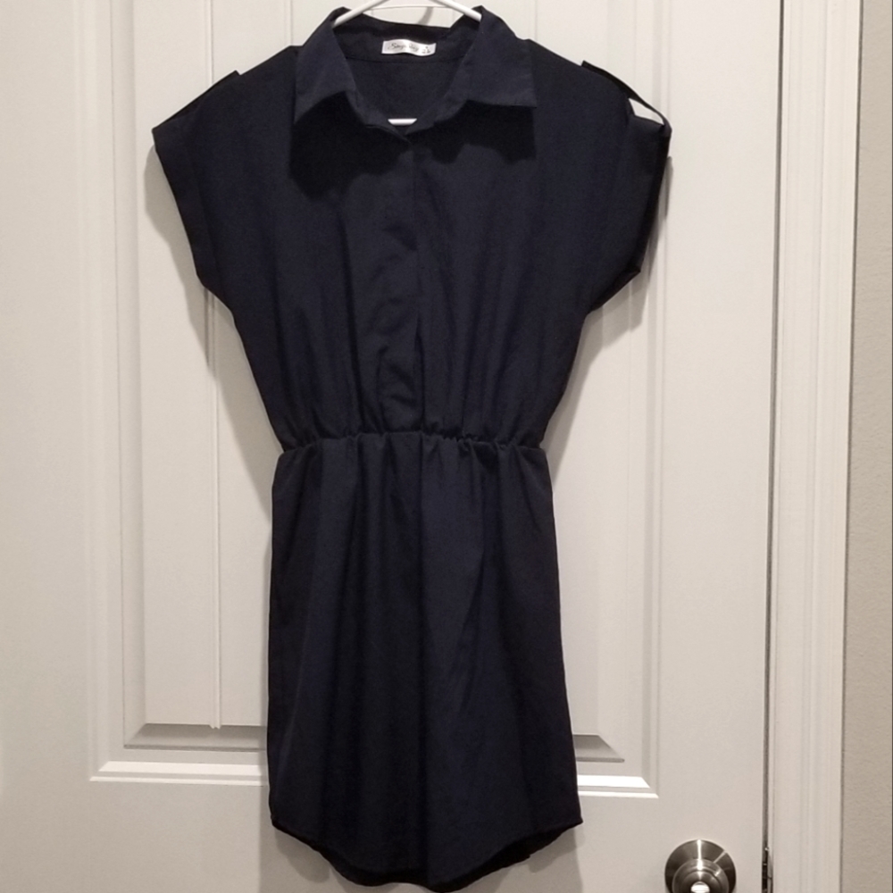 Singwing navy blue short sleeve mini dress size small